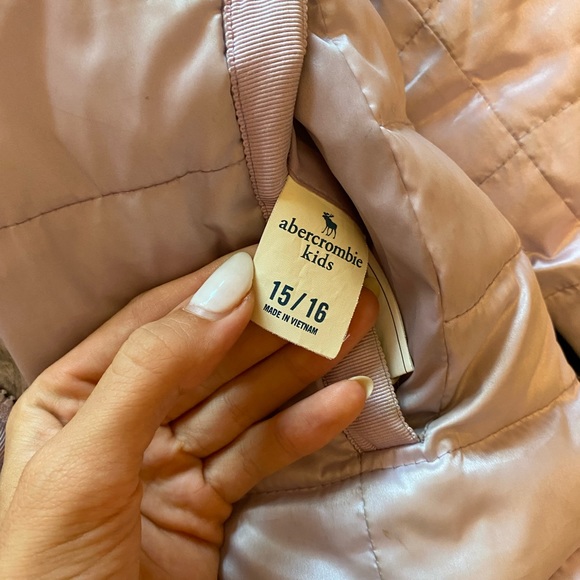 Abercrombie Girls REVERSIBLE Puffer Jacket - Picture 7 of 7